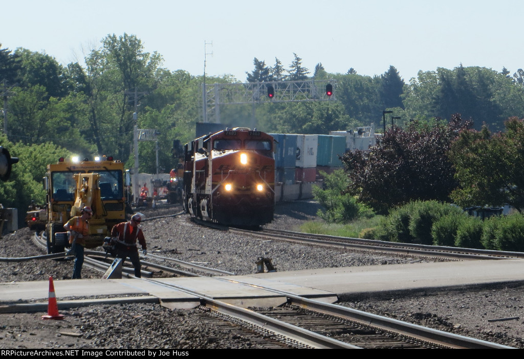 BNSF 7403 West